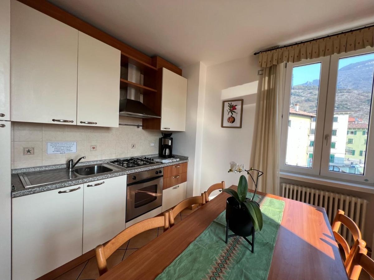 Appartamenti Baia Azzurra 3. Torbole Sul Garda ภายนอก รูปภาพ