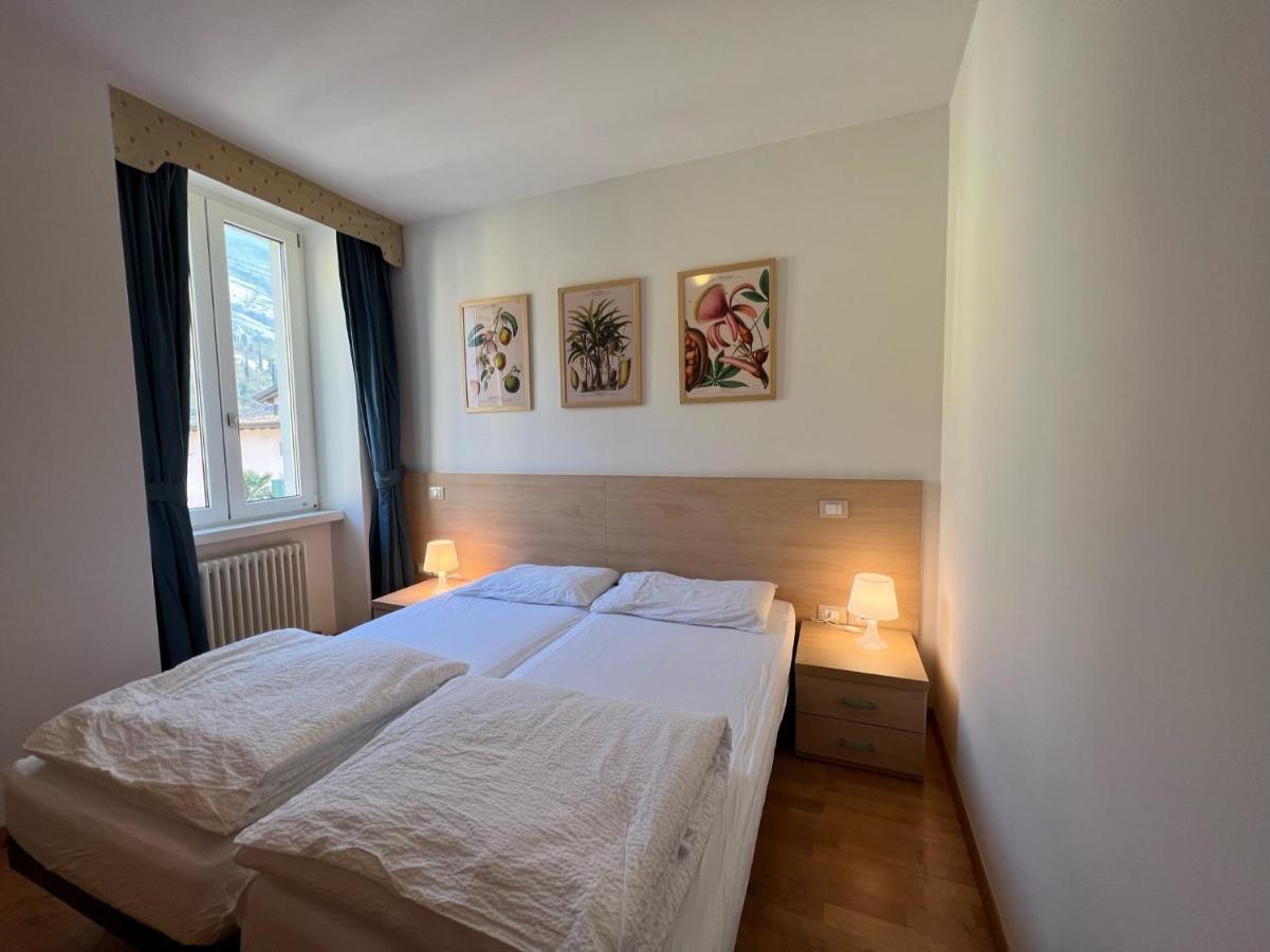 Appartamenti Baia Azzurra 3. Torbole Sul Garda ภายนอก รูปภาพ